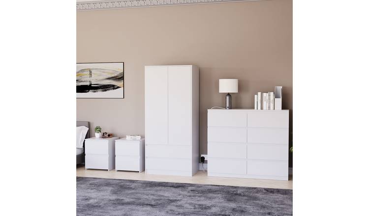 Vida Designs Denver Bedroom Set (2x Bedside, 8 Drawer Chest, Wardrobe) - White