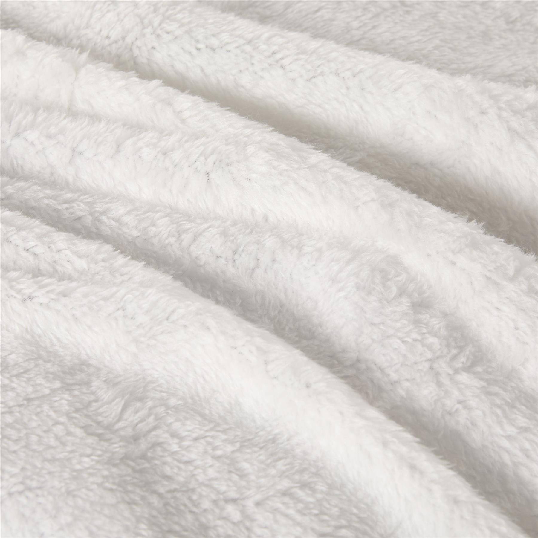 OHS Frill Teddy Fleece White Duvet Set -  Single - Image 4