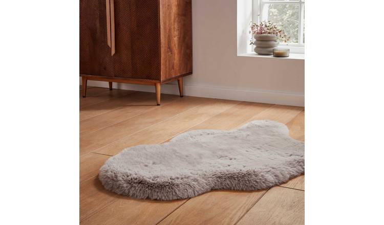 Mega Flooring Silver Shaggy Plain Rug - 60 x 90cm