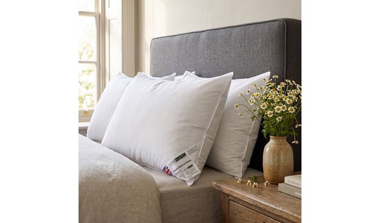Homescapes Camomile Scented Super Microfibre Pillow Extra Fill