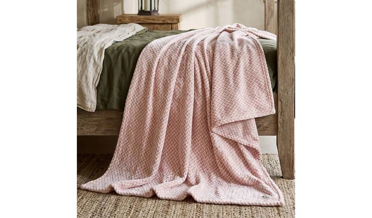 Homescapes Faux Fur Velvet Throw - 160 x 200 cm - Pale Pink
