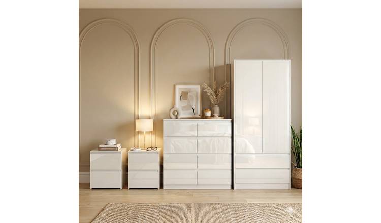 Vida Designs Glinton Bedroom Set (2x Bedside, 8 Drawer Chest, Wardrobe) - White