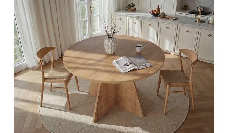 Decortie Virella Round 4 Seater Dining Table - Oak