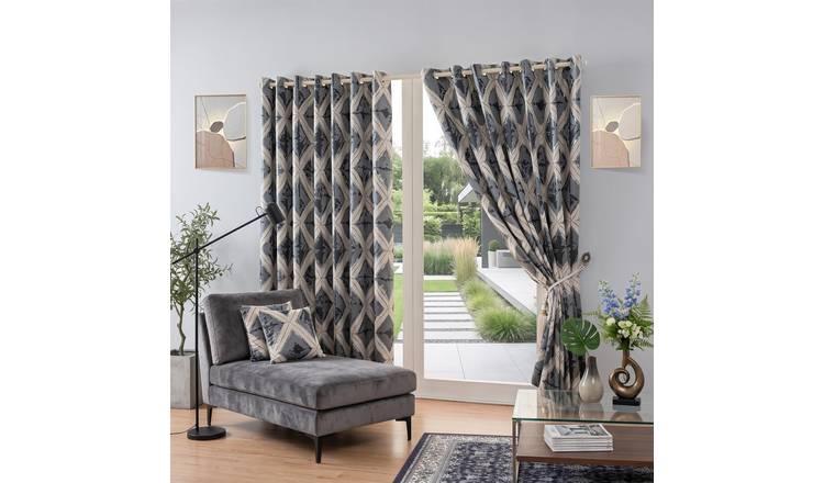 Luxury Living Diamond Metallic Lined Eyelet Curtains 168cm x 183cm - Silver