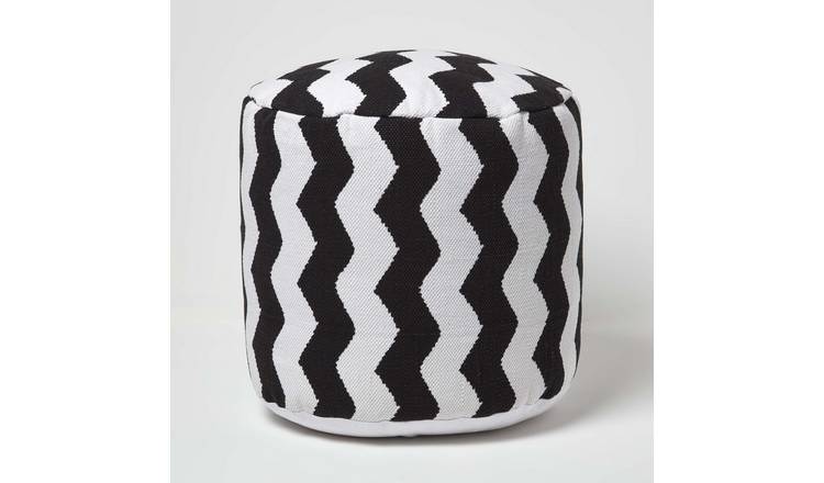Homescapes Circular Cube Bean Footstool Chevron Pattern – Black and White