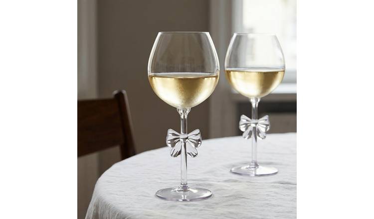 OHS 2 Pack Plastic Bow Wine Glasses - Clear