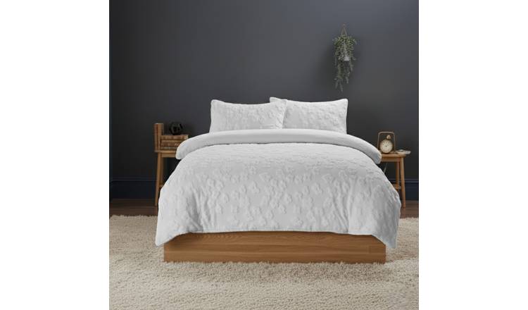Snug City Daisy Embossed Teddy Fleece Duvet Cover Set - Single - White