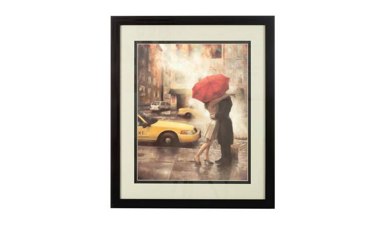 Orsina City Framed Couple Under Umbrella Wall Art