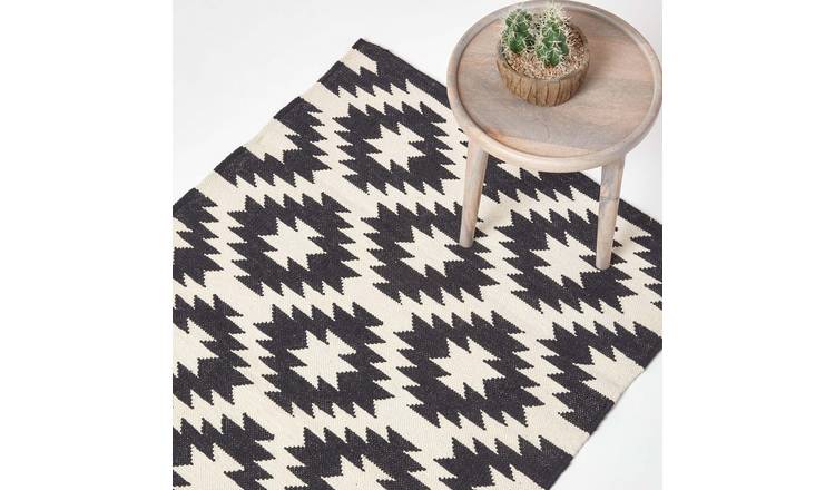 Homescapes Black White Zurich Geometric Cotton Kilim Rug - 120 x 170cm