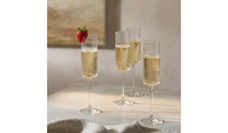 OHS 4 Pack Plastic Champagne Glasses - Clear