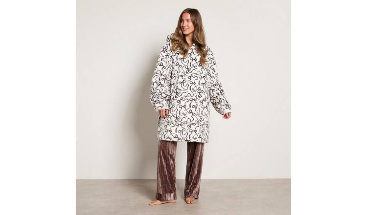 OHS Ribbon Bow Print Hoodie Blanket - One Size - Mono