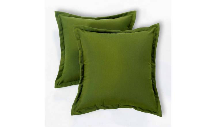 Homescapes Pack of 2 Plain Outdoor Cushions - Green