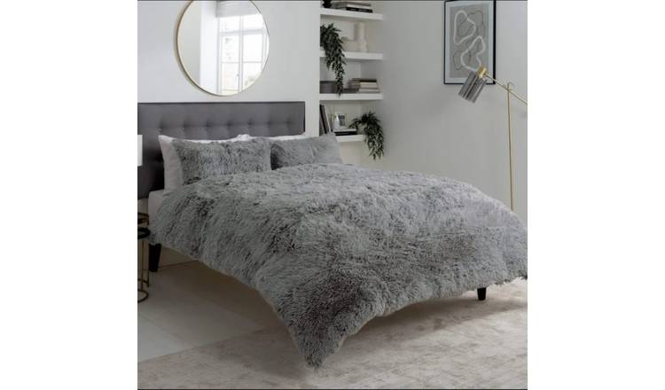 New Edge Blinds Snuggle & Cuddle Duvet Set in Silver - Double