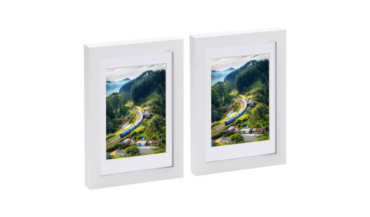Nicola Spring Photo Frames - 5" x 7" with Mount - Set of 2 - White