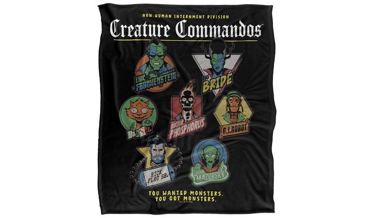 Creature Commandos Badge Soft Touch Blanket - 147cm x 91cm