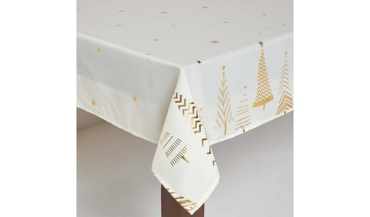 Homescapes Gold Christmas Tree Tablecloth - 132 x 228 cm - Gold
