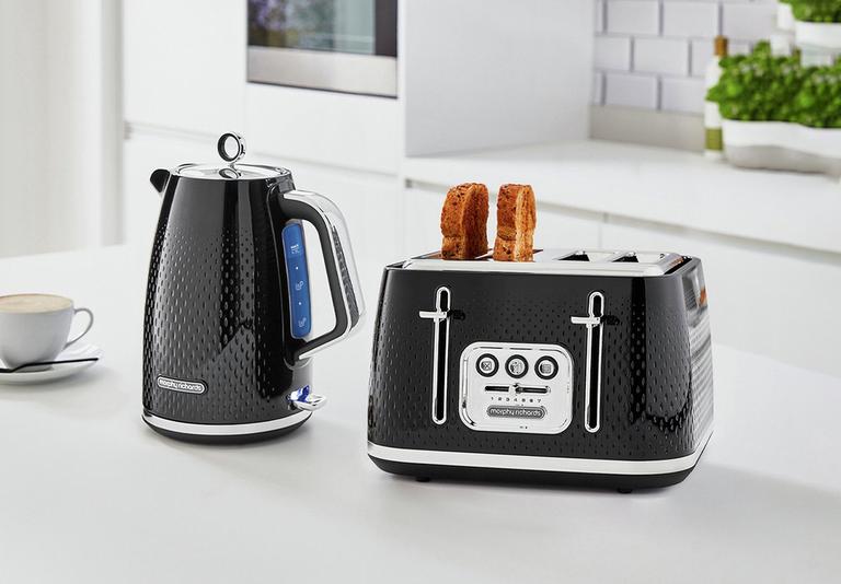 Matching kettles, toasters & microwaves.
