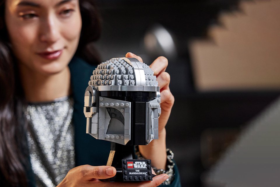 Star Wars toys & LEGO®.