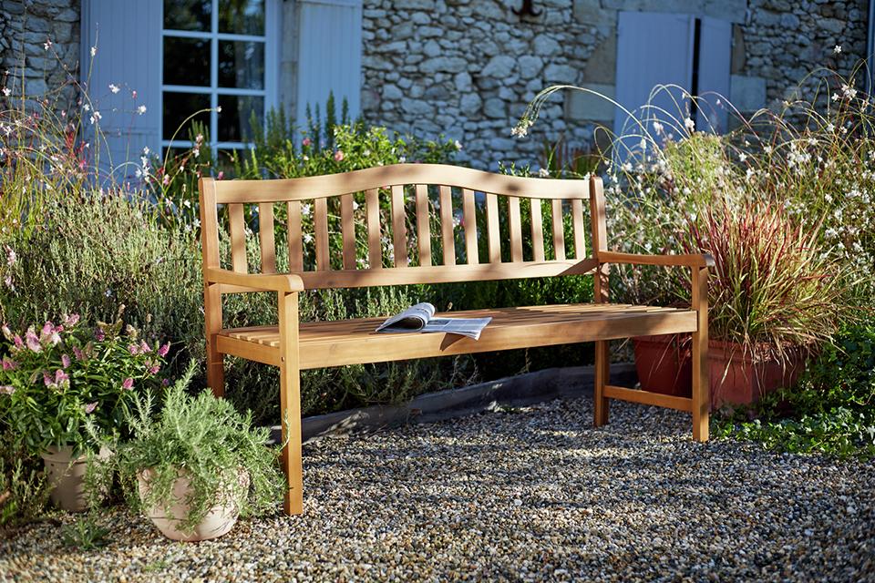 Argos Home Henrietta 3 seater wooden garden bench.