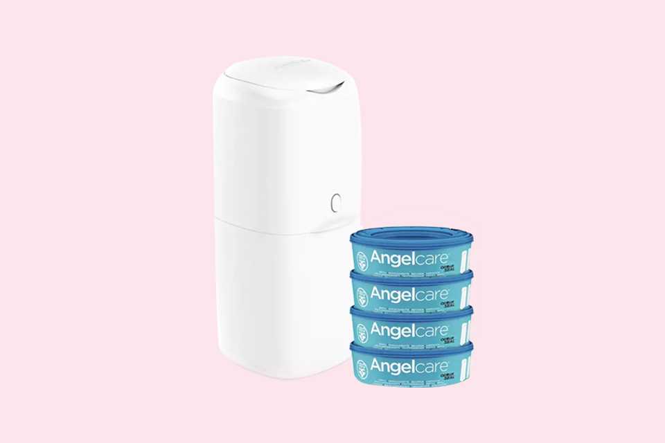 An Angelcare nappy bin and 4 refill cassettes.
