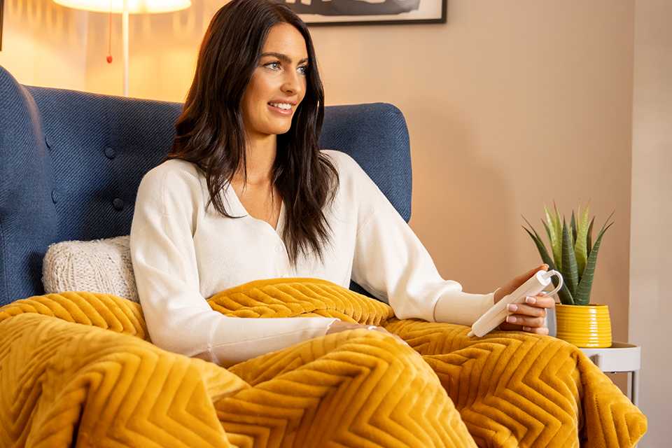 Dreamland electric discount under blanket