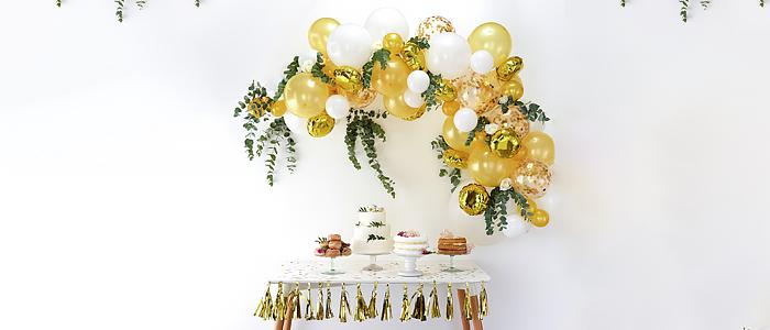 Lidl aldi delivered bouquet interflora sainsbury asda tesco sweetheart mirror Gifts | Argos