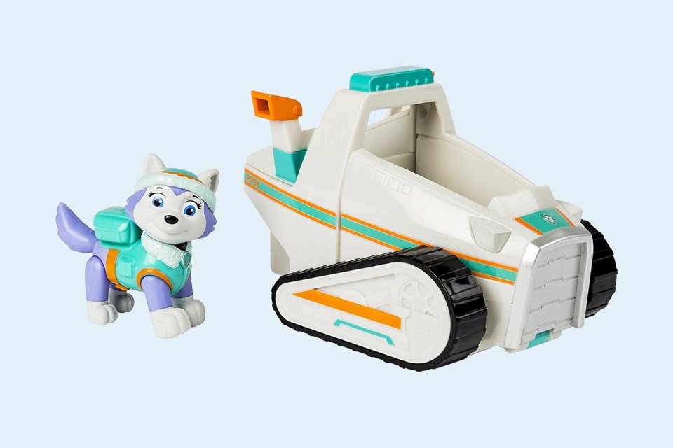A PAW Patrol Everest Snowmobile Pup & Vehicle set.