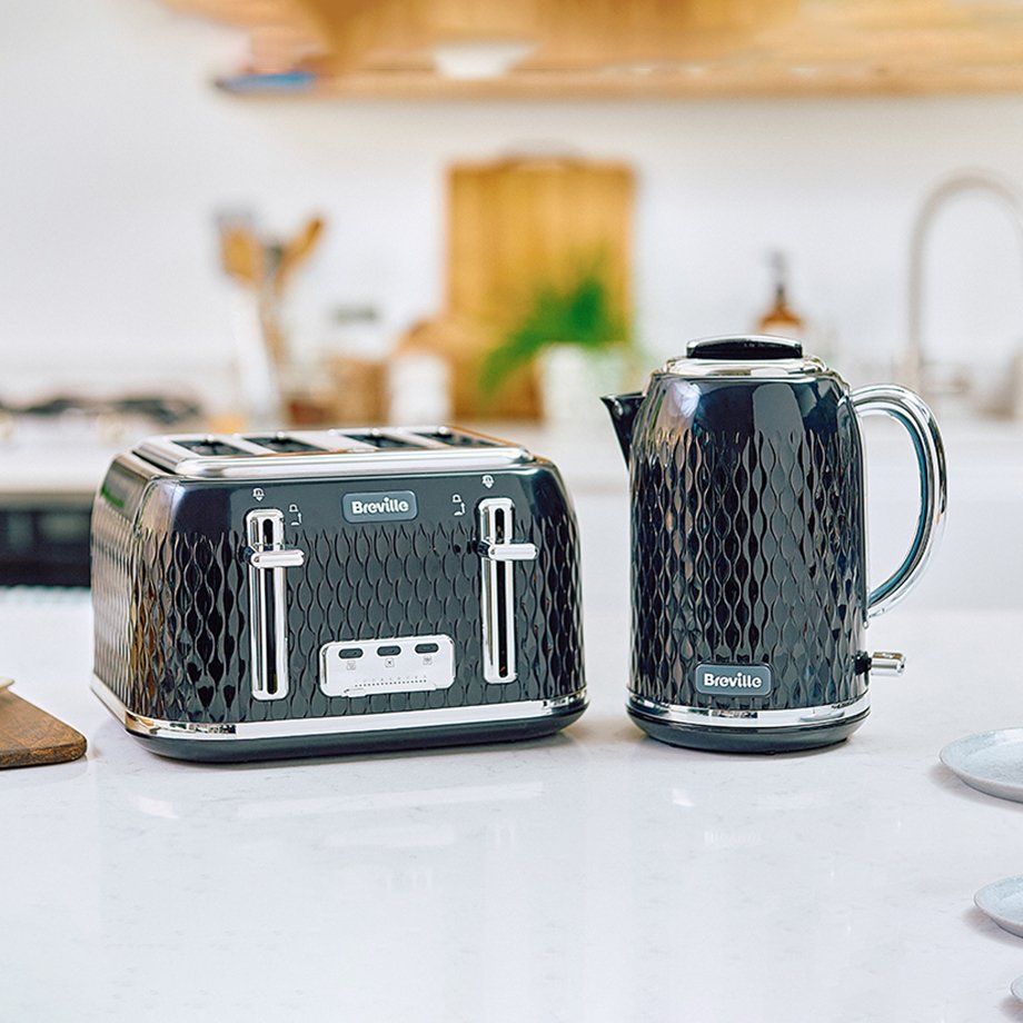 Breville Curve kettle and 4 slice toaster in black & chrome.