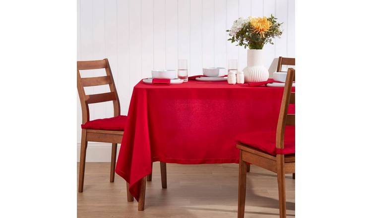 Homescapes Cotton Tablecloth - 137 x 228 cm - Red