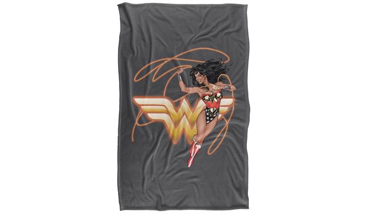 Wonder Woman Glowing Lasso Soft Touch Blanket - 152cm x 127cm