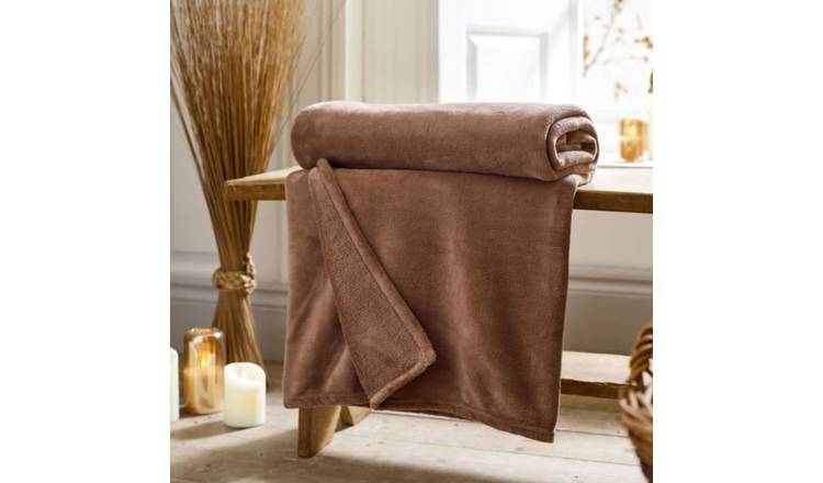 Deyongs Snuggle Touch Throw - Cappuccino