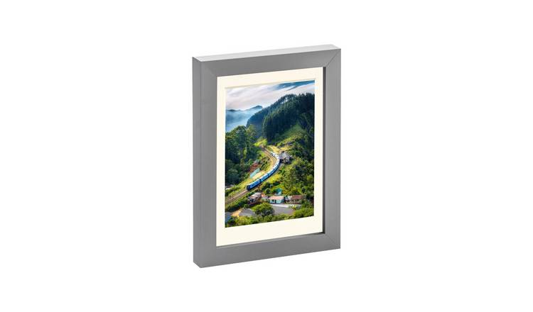 Nicola Spring Photo Frame - 5" x 7" with Mount - Grey