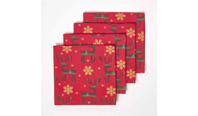 Homescapes Pack of 4 Christmas Reindeer Napkins - Red