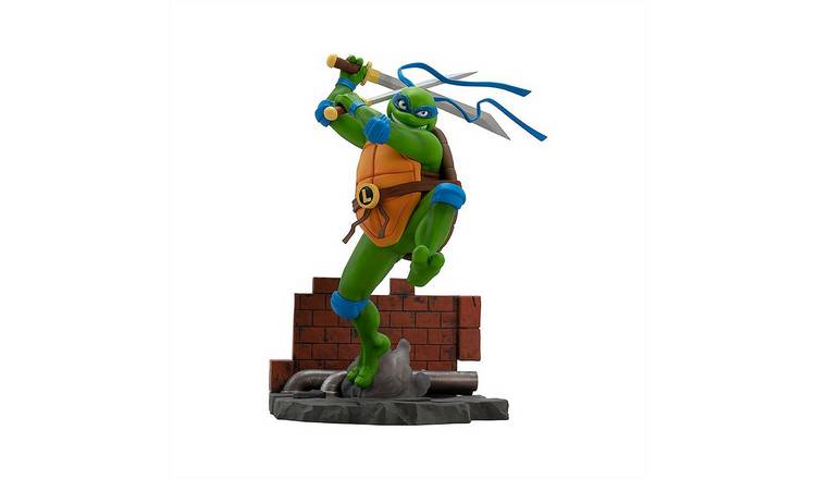 Teenage Mutant Ninja Turtles Leonardo Action Figure