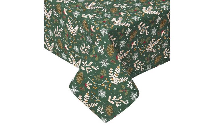 Homescapes Cotton Christmas Festive Forest Round Tablecloth - 178 cm - Green