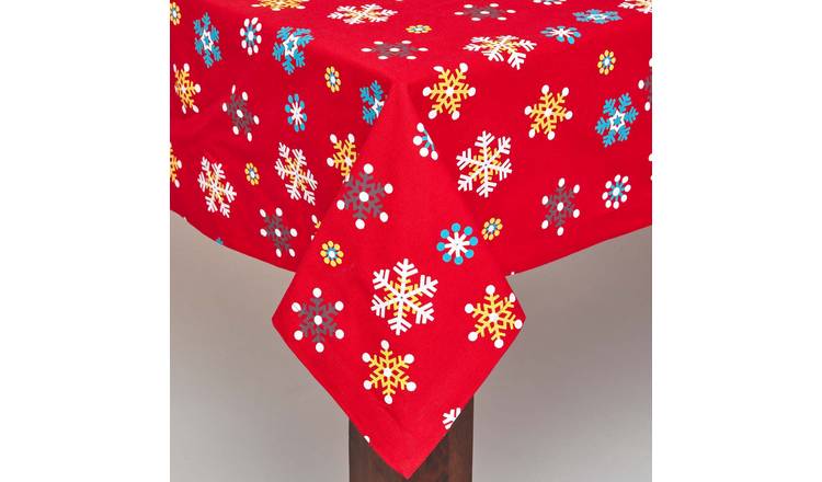 Homescapes Cotton Christmas Snowflake Tablecloth - 137 x 178 cm - Red