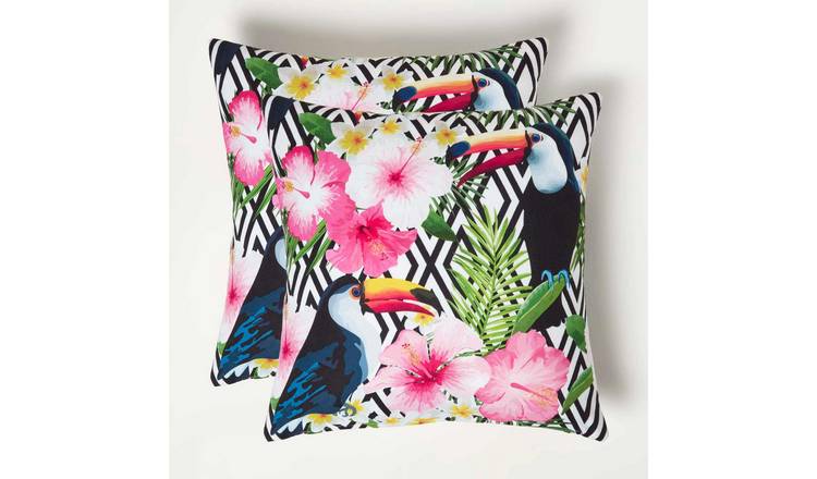 Homescapes Pack of 2 Tropical Toucan Outdoor Cushion - Pink