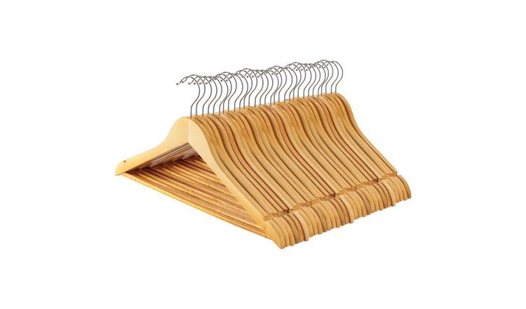 Harbour Housewares Wooden Coat Hangers - Natural - Pack of 30