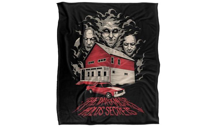 The Conjuring Last Rites Darkness Holds Secrets Blanket - 152cm x 127cm
