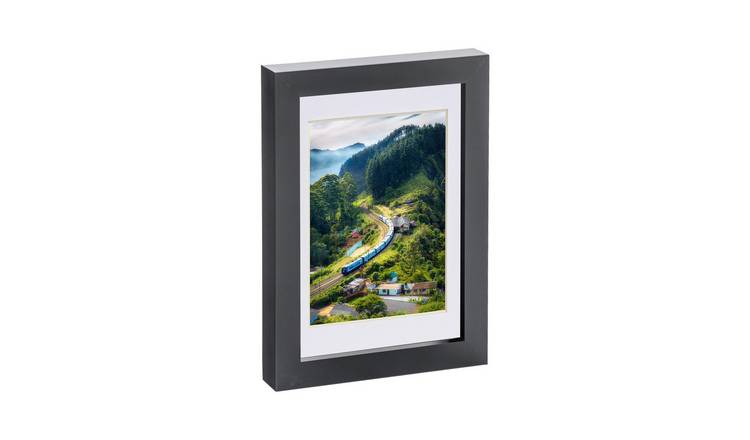 Nicola Spring Photo Frame - 5" x 7" with Mount - Black/White