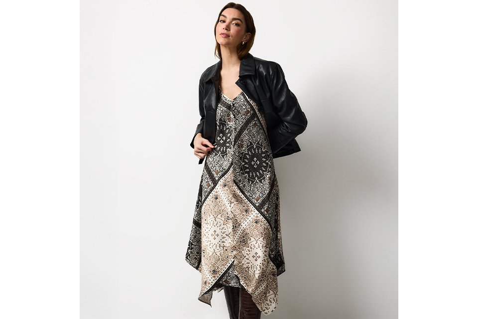 Spring summer party outfit ideas.