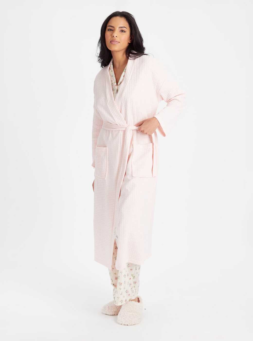 Shop dressing gowns.