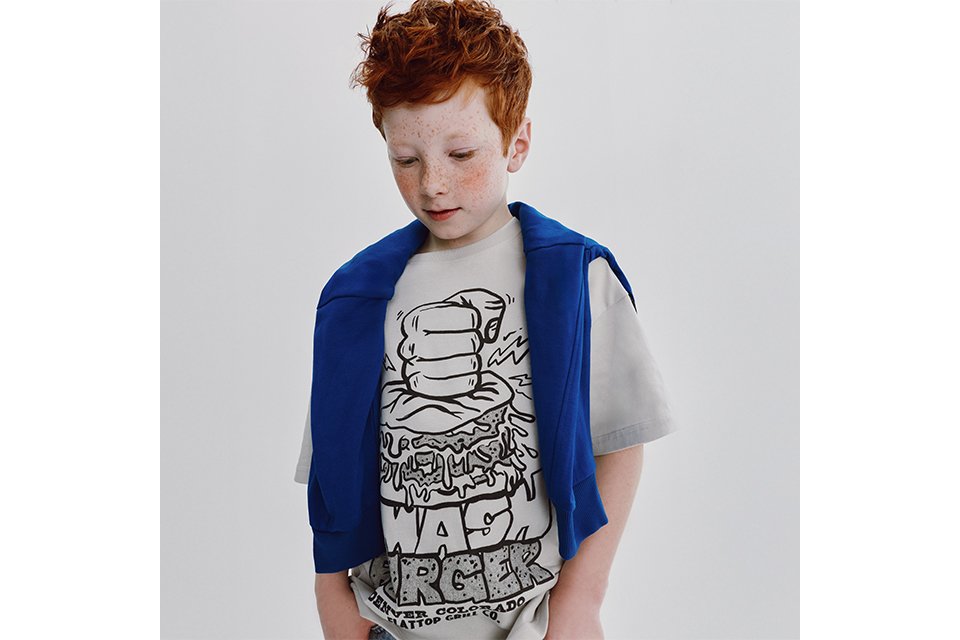 Hoodies & sweatshirts.