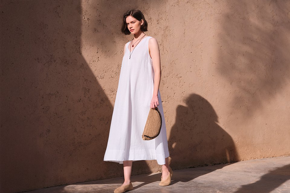 Slip into pure elegance this spring with our minimalist linen. Nail your holiday look with relaxed shirts, lightweight trousers and effortless dresses, perfect for pairing with swimwear or denim for the day to night look. Switch it up from fresh white to earthy neutrals and rich blue.