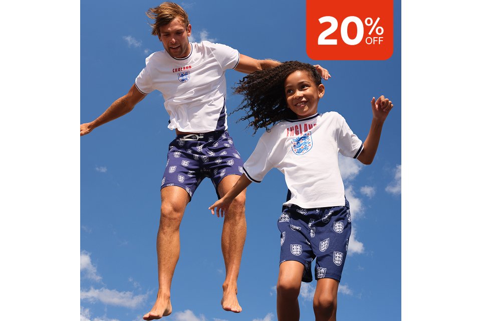 20% off. Shop football clothing.