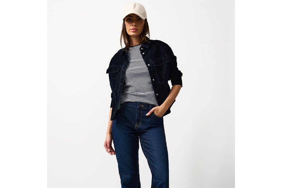 Jeans and the basic tee.