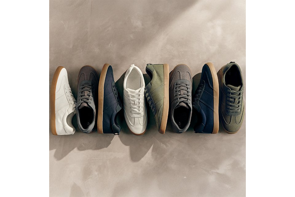Shoes & trainers.