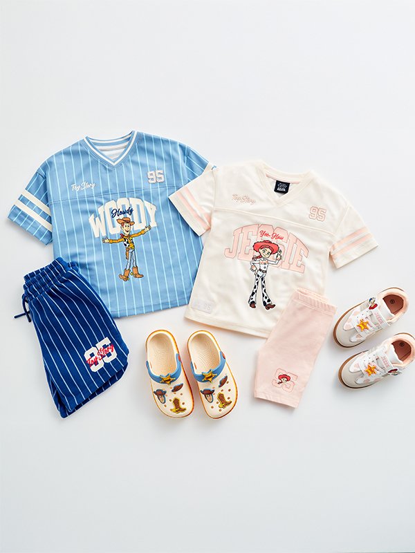 Kids character clothes. Clothes to make every day an adventure. Dress them in the magic of their favourite characters.