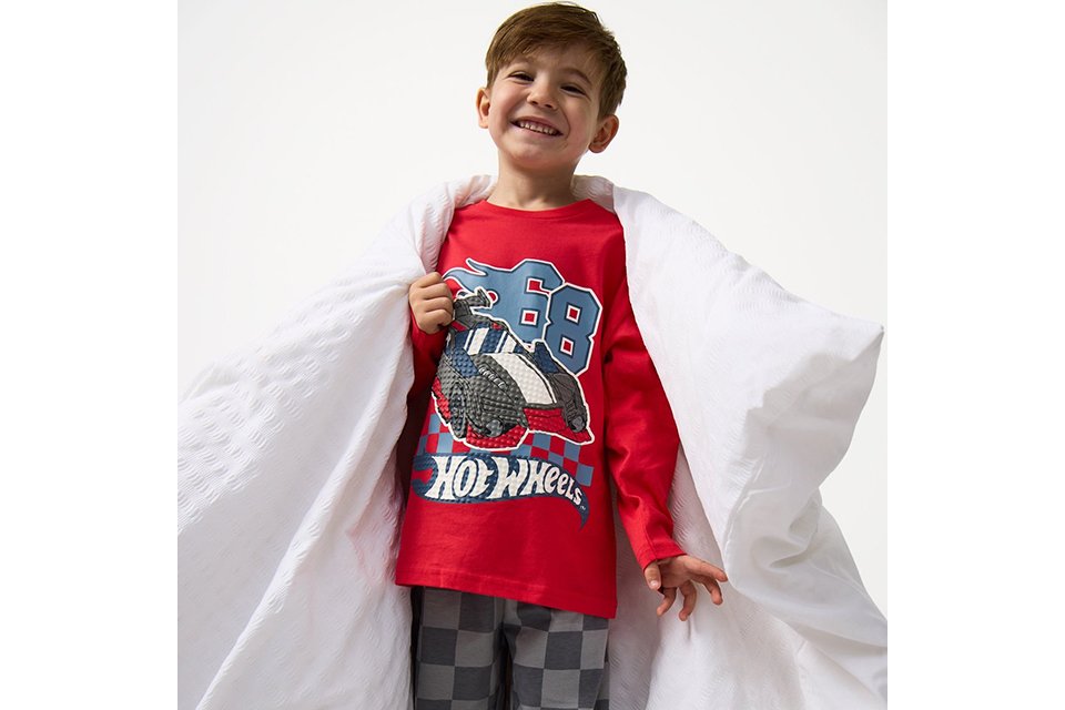 Boys' nightwear.