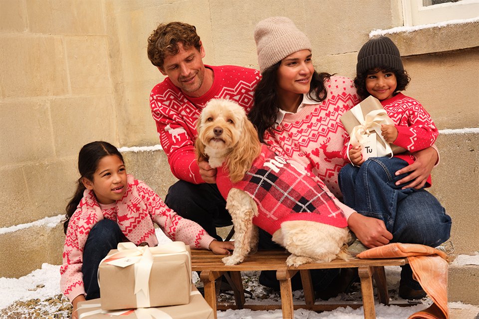 From the first scattering of snow to Christmas dinner and every moment in between, style every occasion with our family jumper collection.